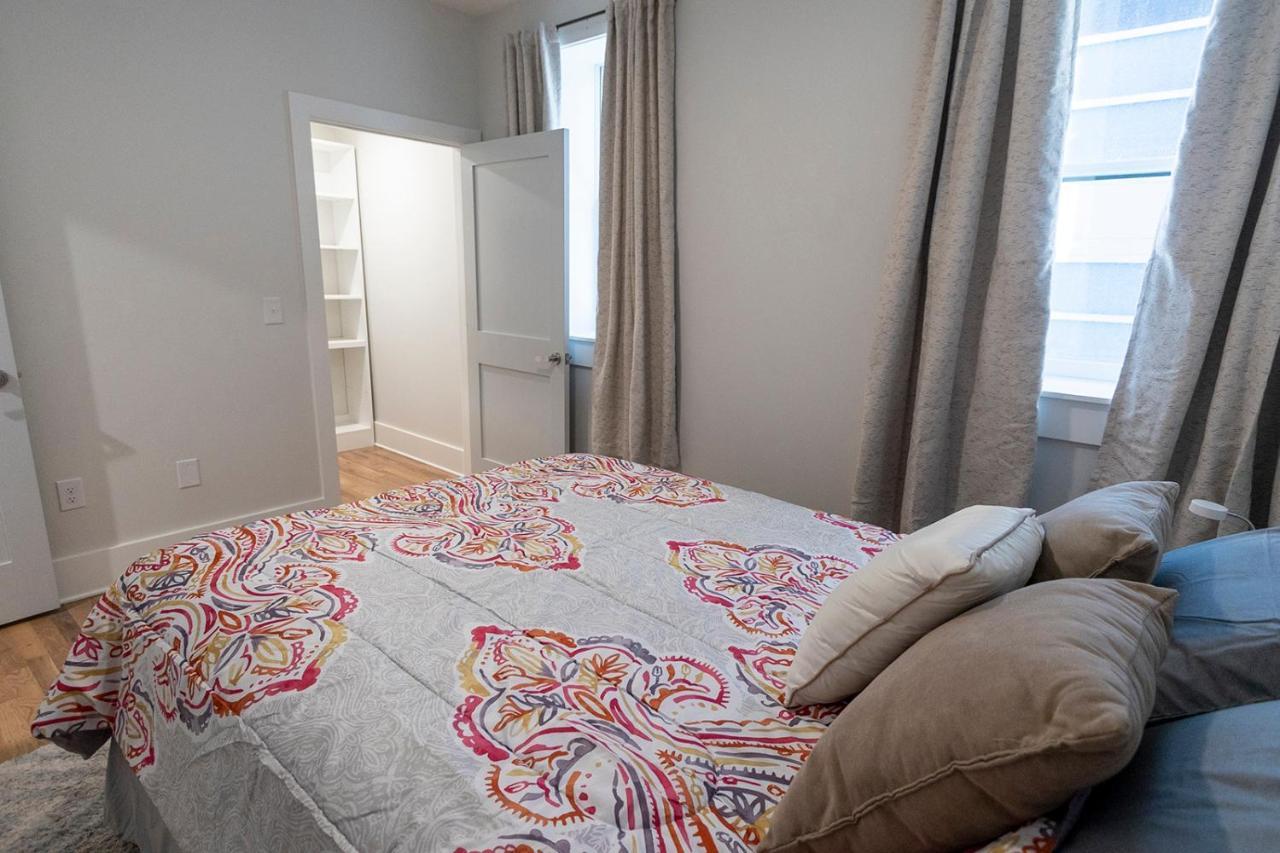 Spacious 2 Bed 2 Bath Downtown Otr Condo Minutes Walk To The Reds Bengals Stadium & More! Cincinnati Exterior photo